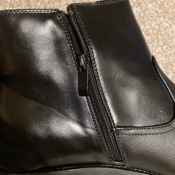 Men’s Ankle Boot - Picture 2 of 4
